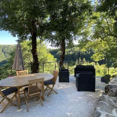 Terrasse Ombragee Cote Ouest Maison